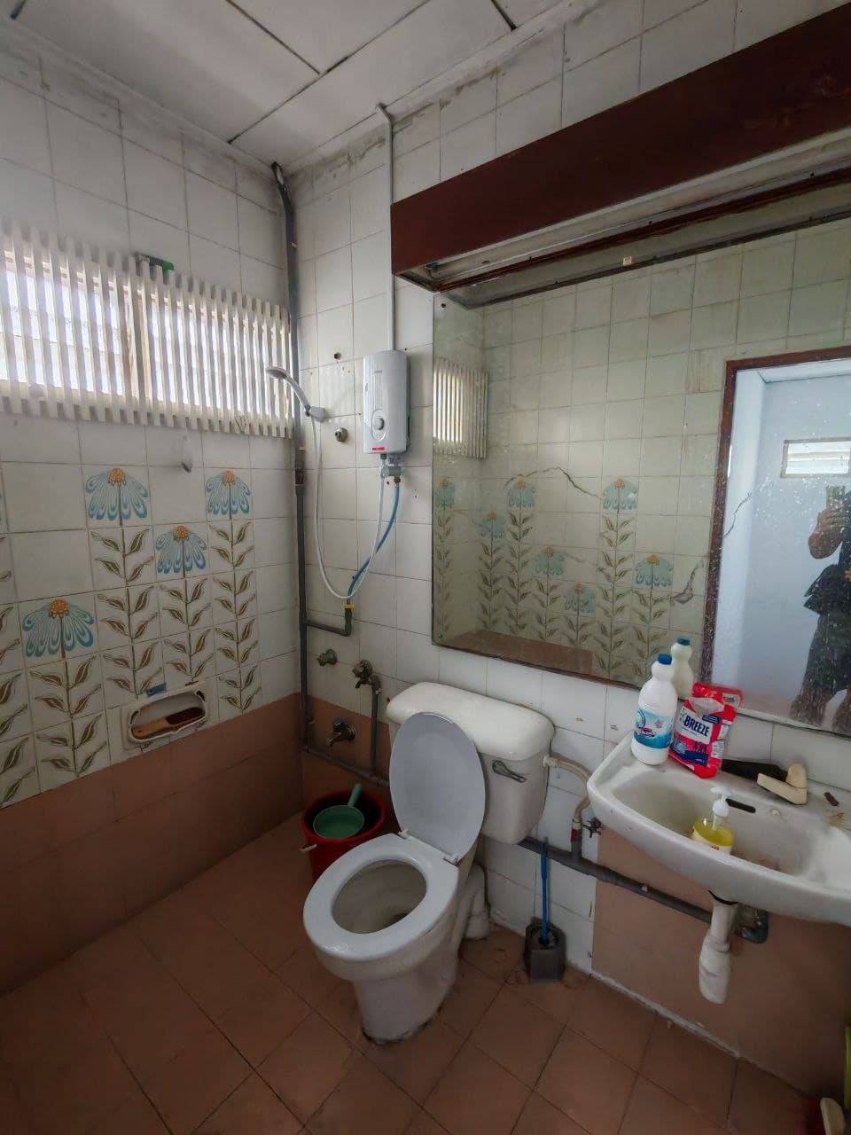 Double storey terrace house Taman Pelangi 10