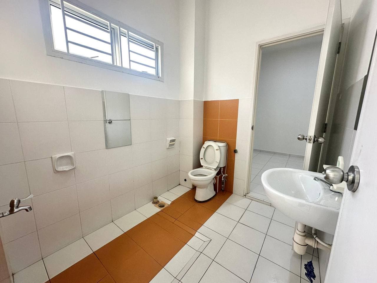 2Storey Terrace Setia Tropika 11