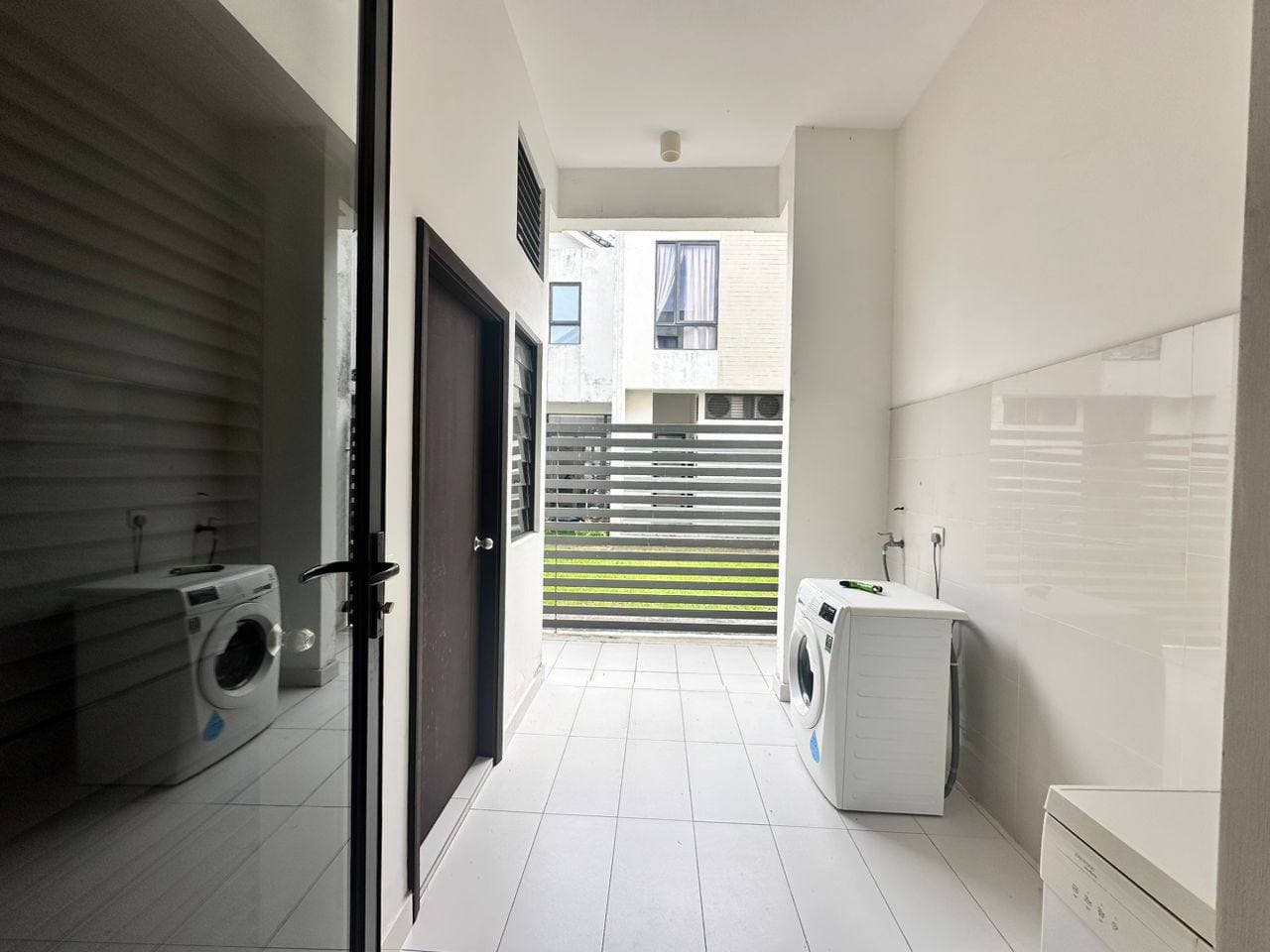 Corner Lot Avira Medini Sunway 8