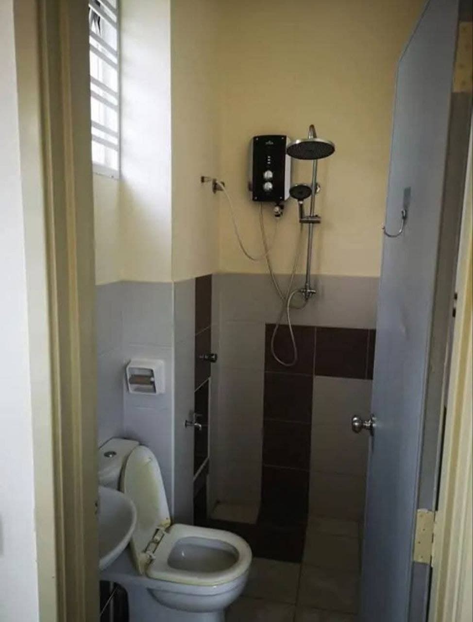 Double Storey Corner Bukit Indah Jln 29 10