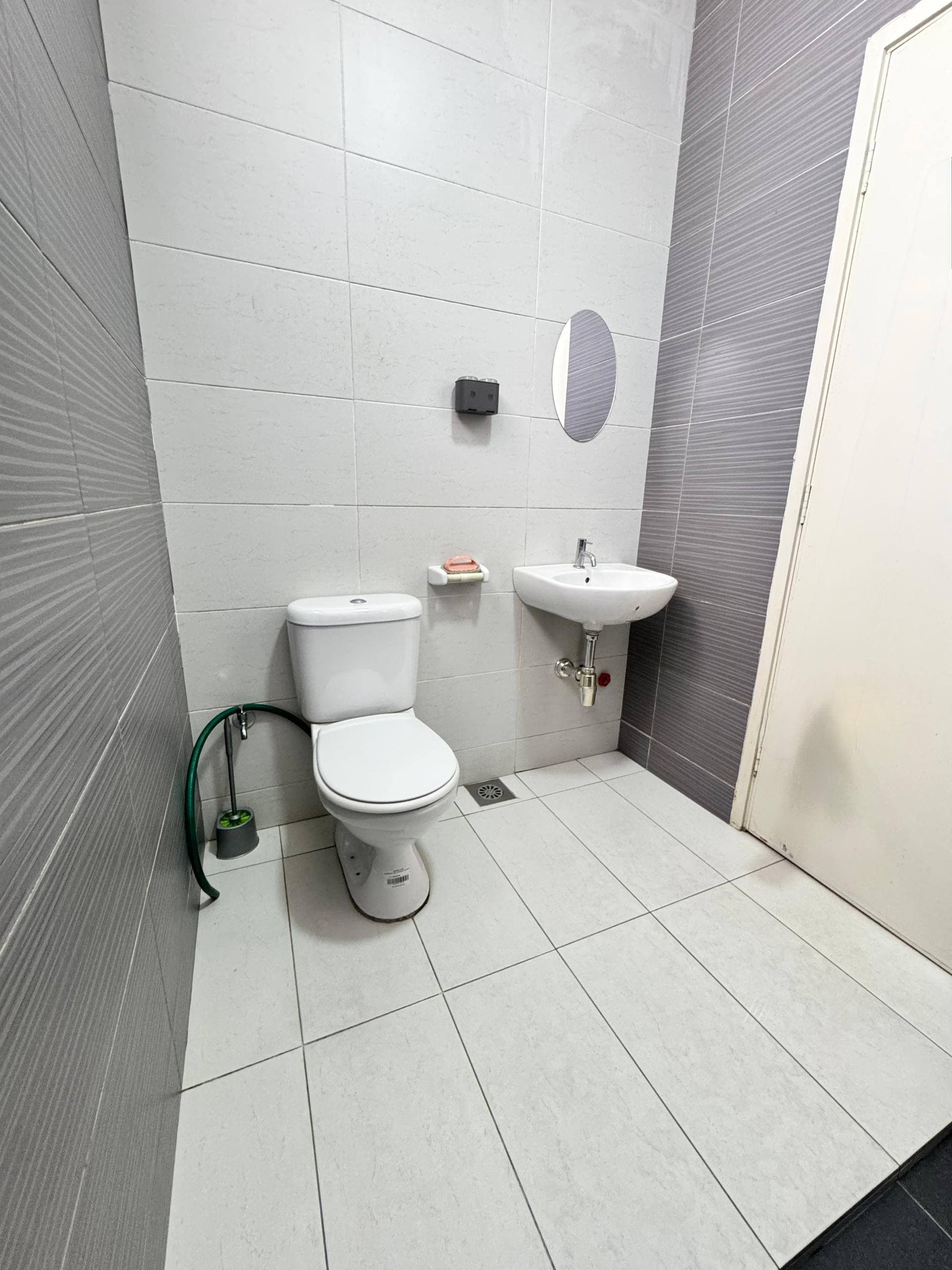 Common Room Residensi Impian Senibong 7