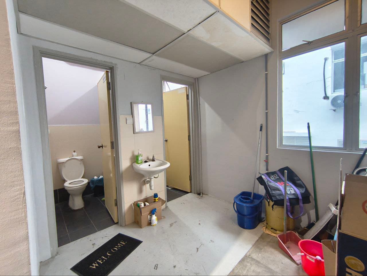 2-Storey Shop Lot Taman Pulai Mutiara 10