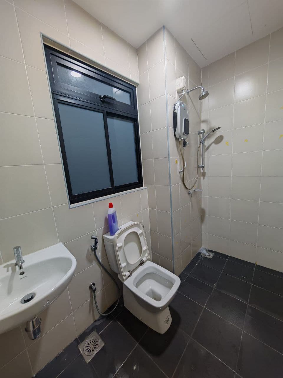 Condominium Meridian Medini 9