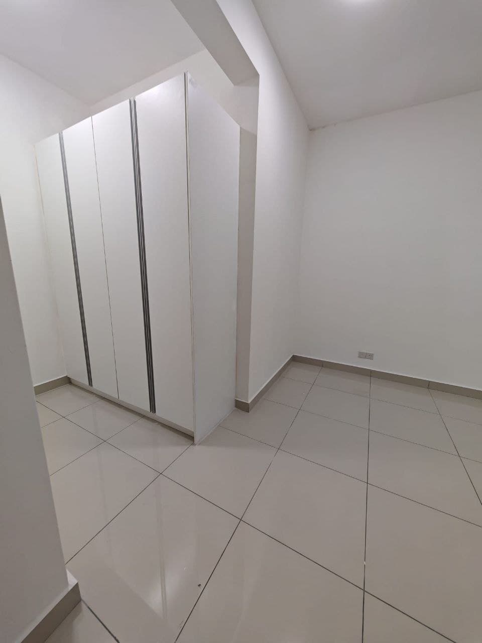 Condominium Meridian Medini 21