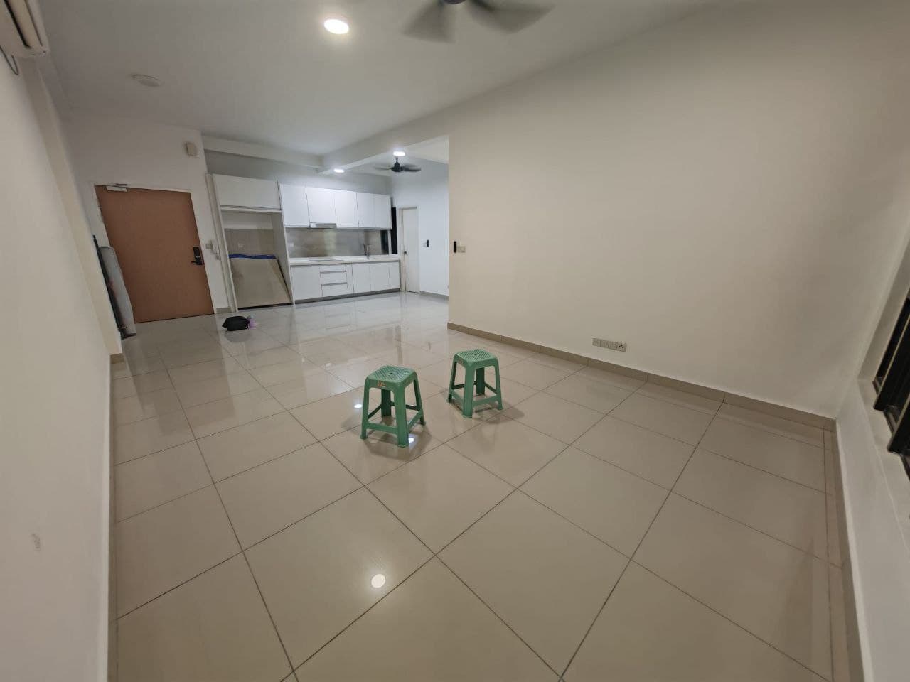 Condominium Meridian Medini 22