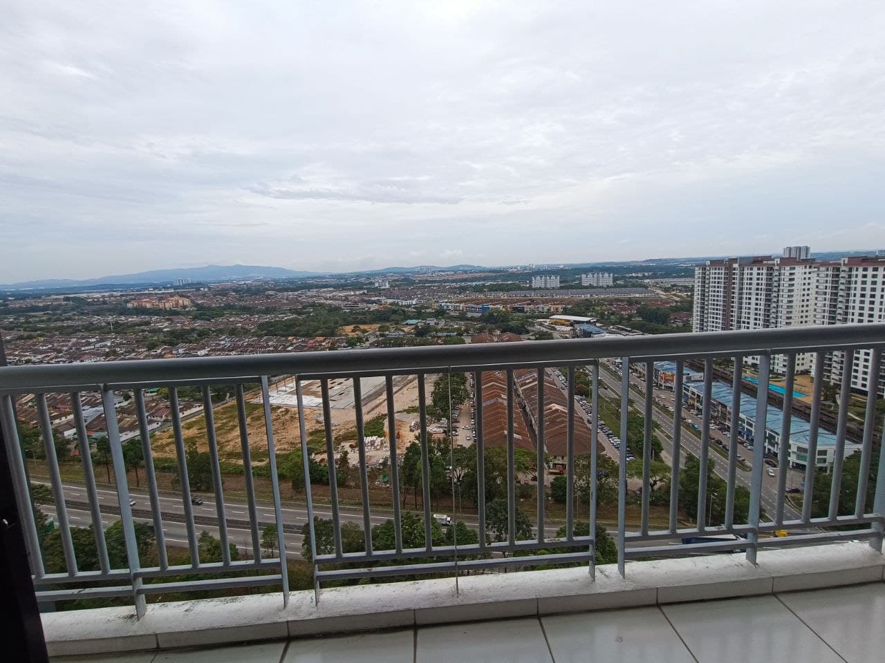 1+1 Bedroom Bukit Indah 2