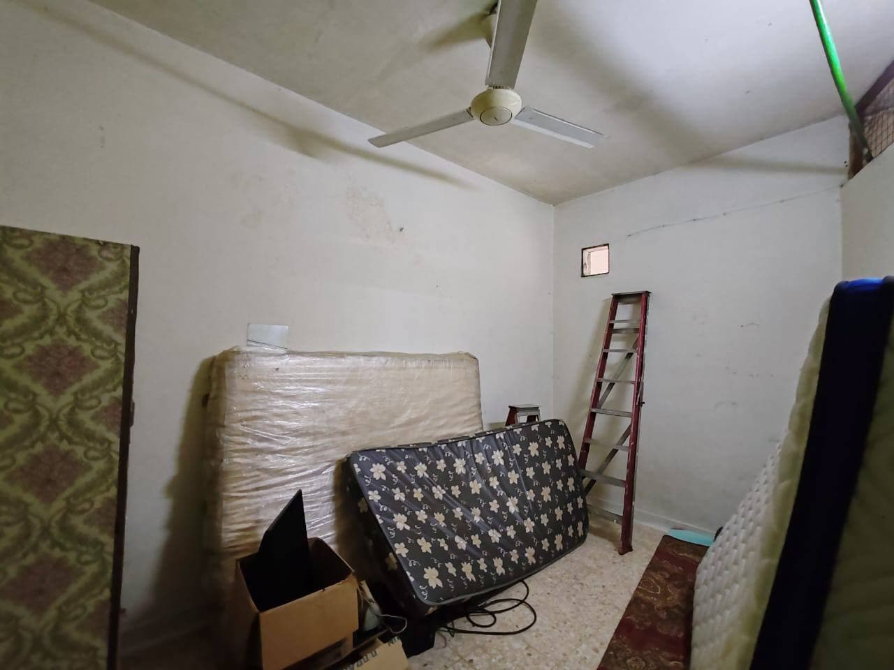 4 Storey Shop Lot Jalan Glasiar 7