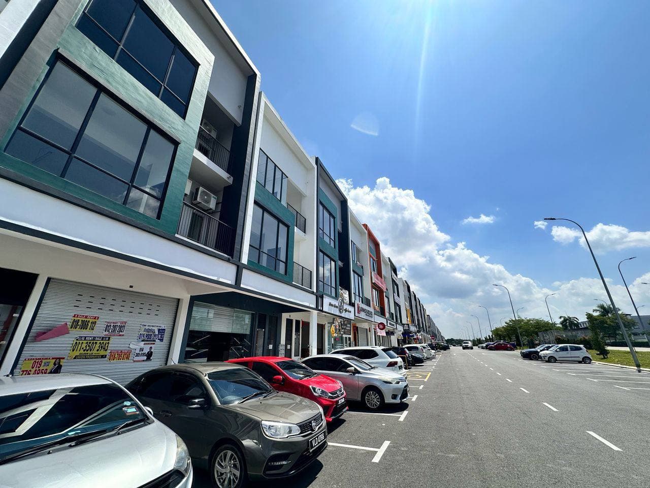 3-Storey Shop Lot Crest Austin Mount Austin