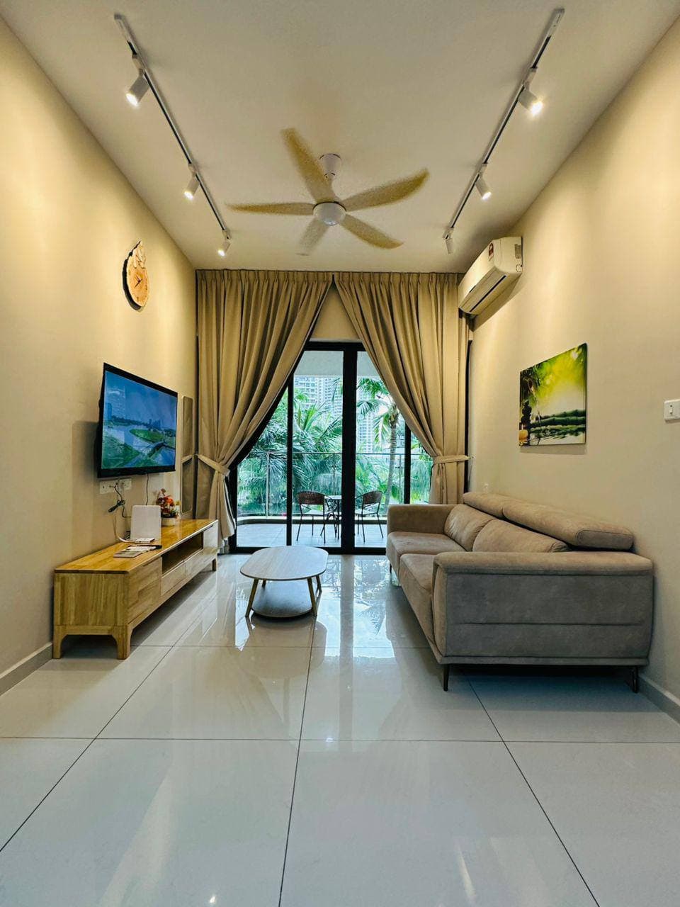 Condo Country Garden Danga Bay