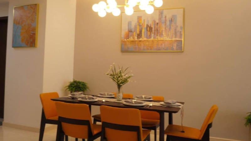 Condominium Permas 5