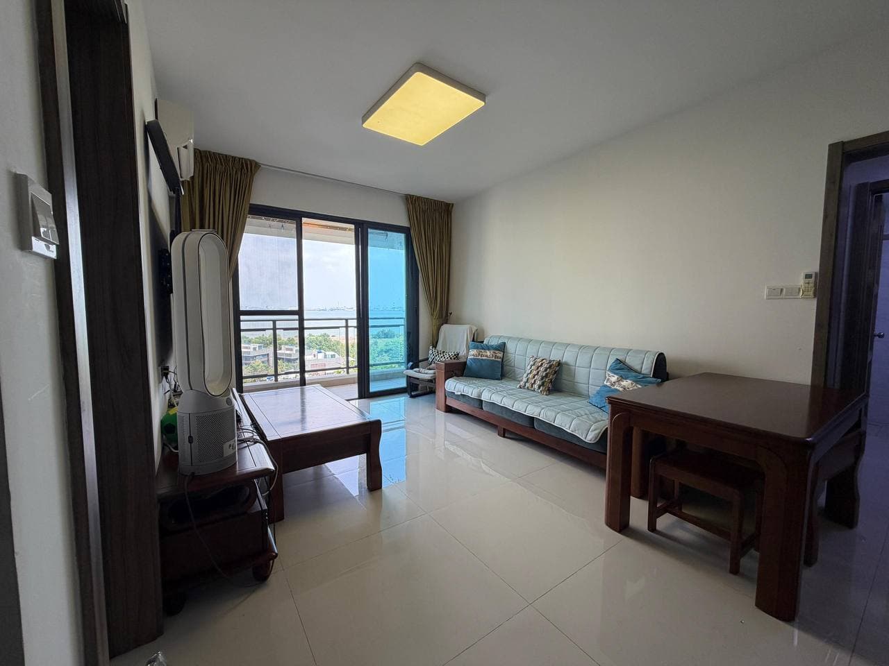 Condominium Forest City