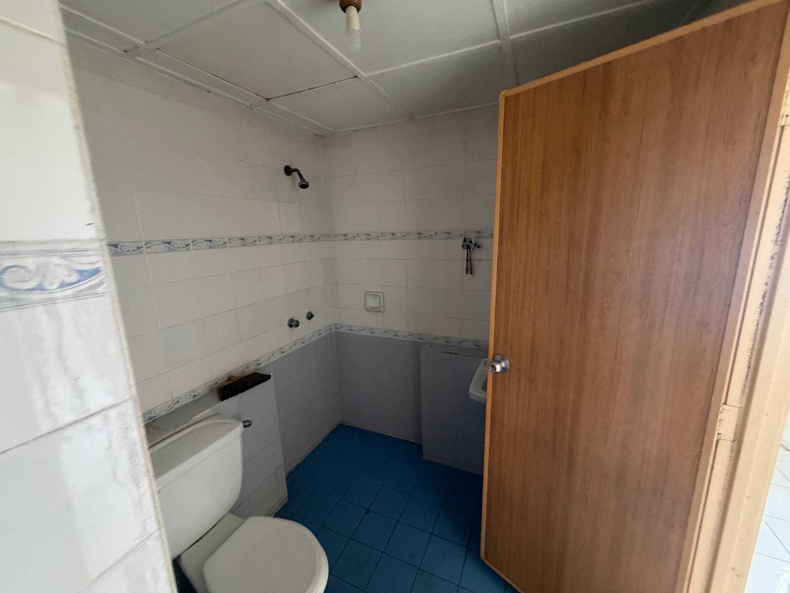 Apartment Larkin Utama 10