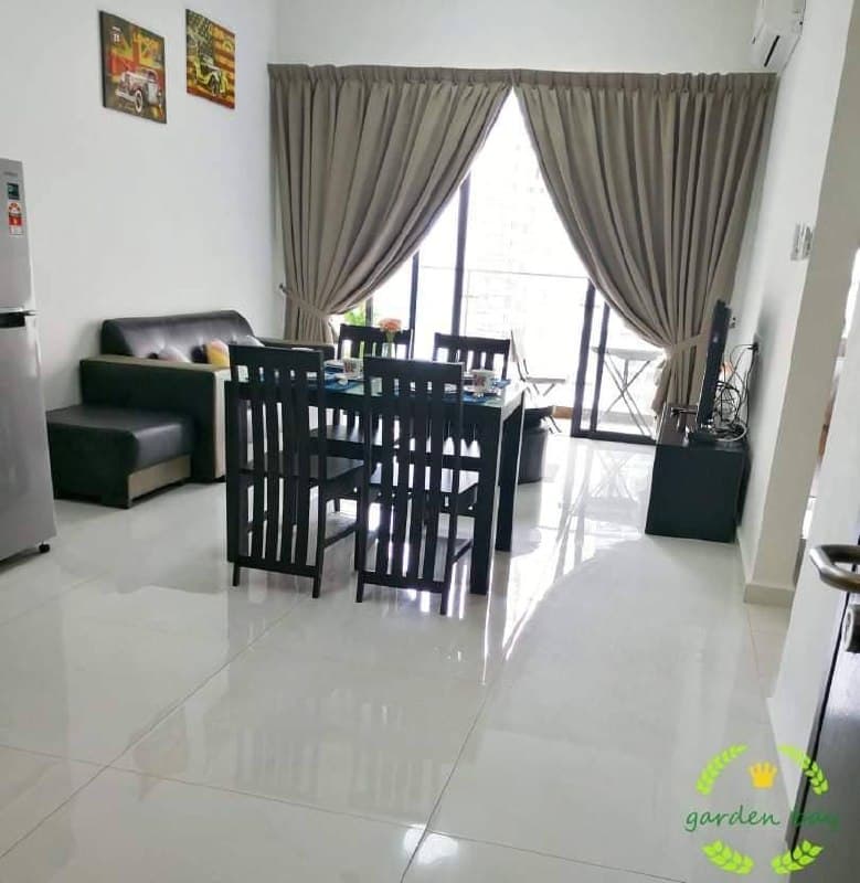 Condominium Bay Point @ Country Garden Danga Bay – photo 1