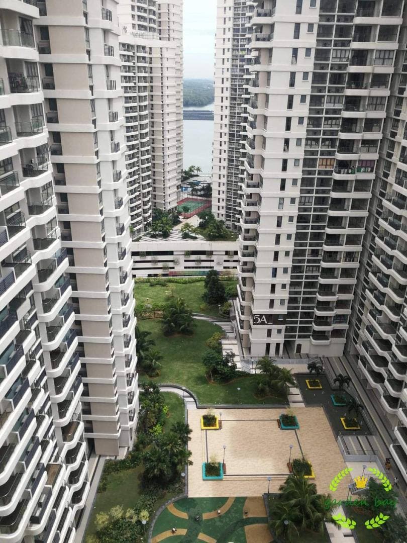 Condominium Bay Point @ Country Garden Danga Bay 11