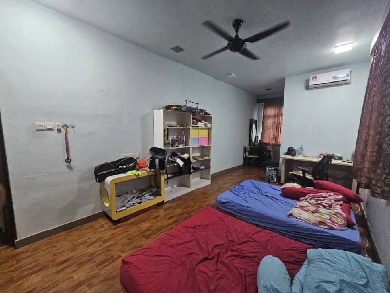 Double Storey Semi-D Endlot Taman Sutera Utama 15