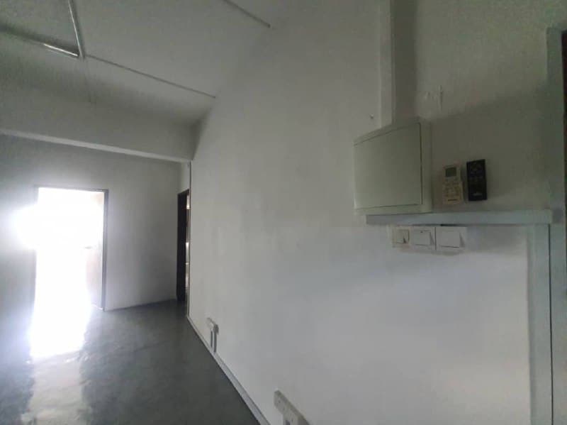 1st Floor Jalan ros merah 6