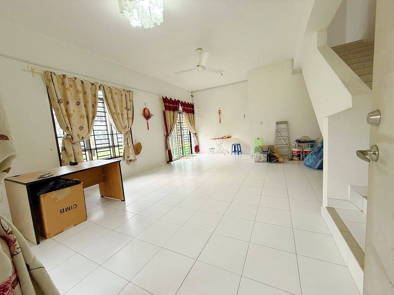 Double Storey Terrace Nusa Bayu – photo 1