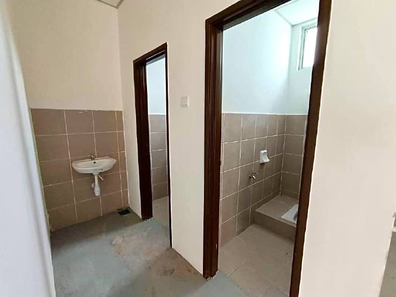 2 Storey Shop Lot Jalan Kiambang 15, Indahpura 3