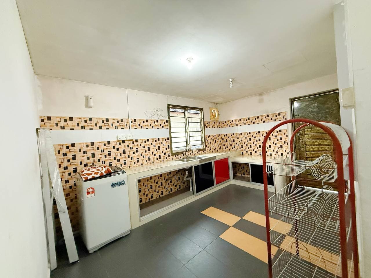 Single Storey Terrace EndLot Taman Bukit Indah 2 13