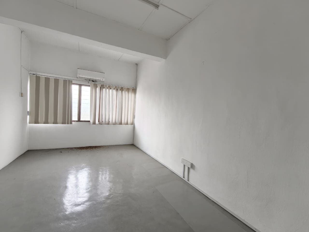 2nd Floor Ros Merah 3