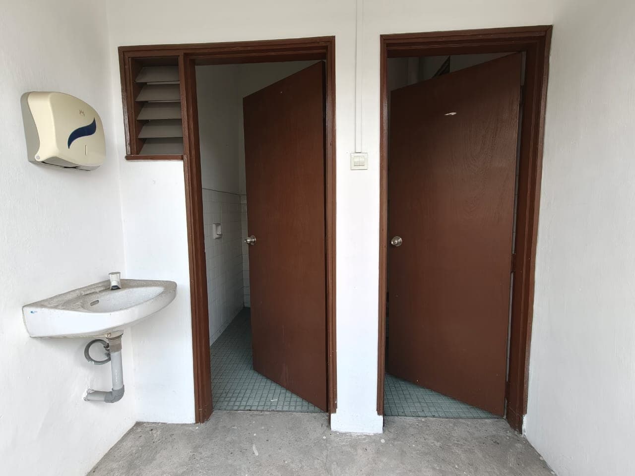 2nd Floor Ros Merah 7