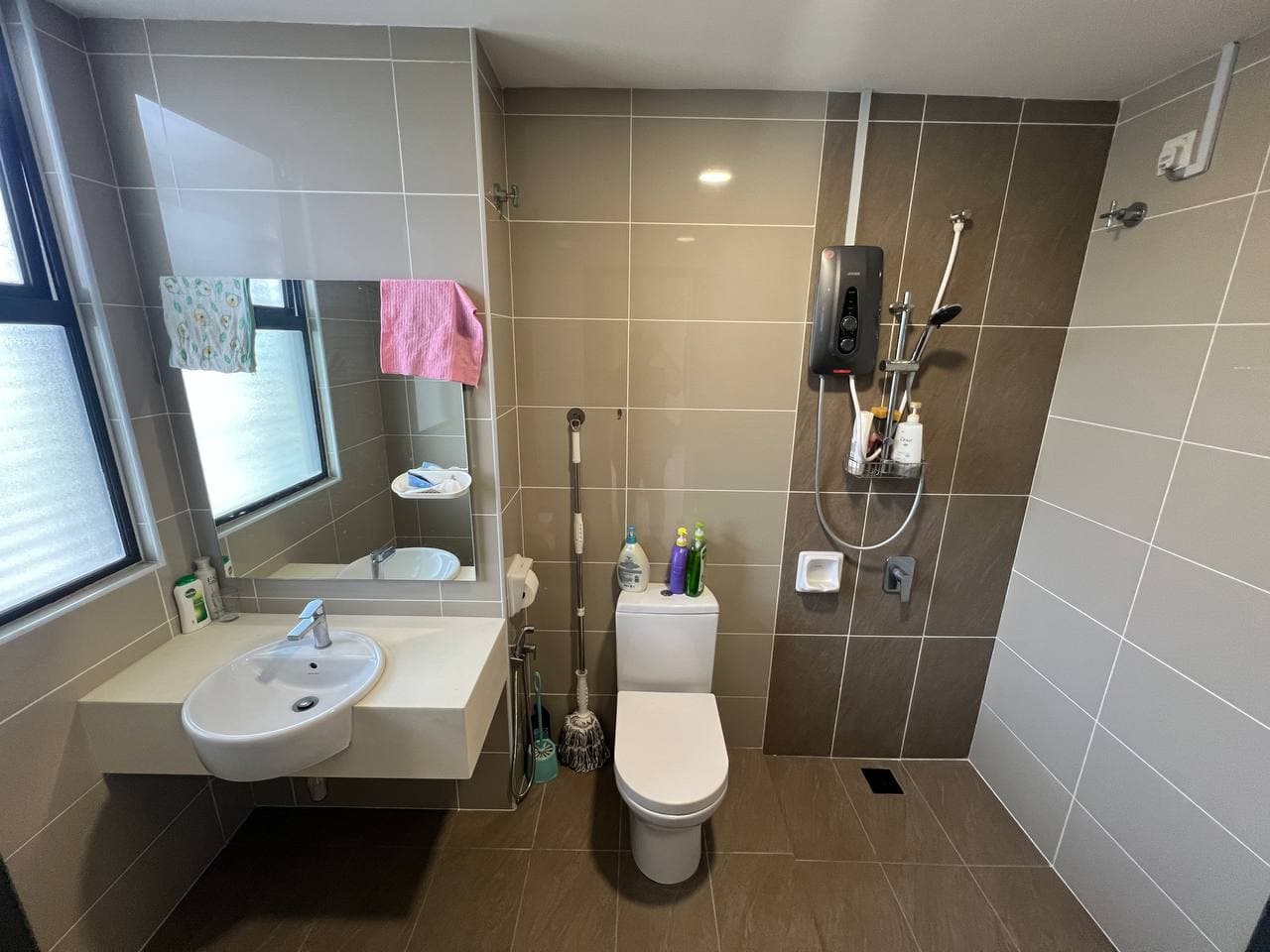 Double Storey Terrace Jalan Glenmarie 1/x 17