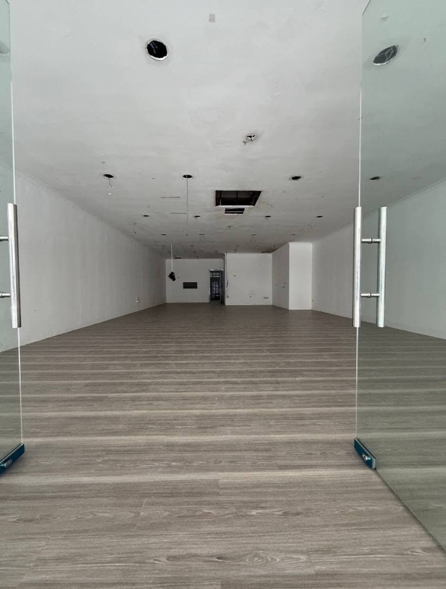 3 Storey Shoplot Intermediate Lot Taman Molek