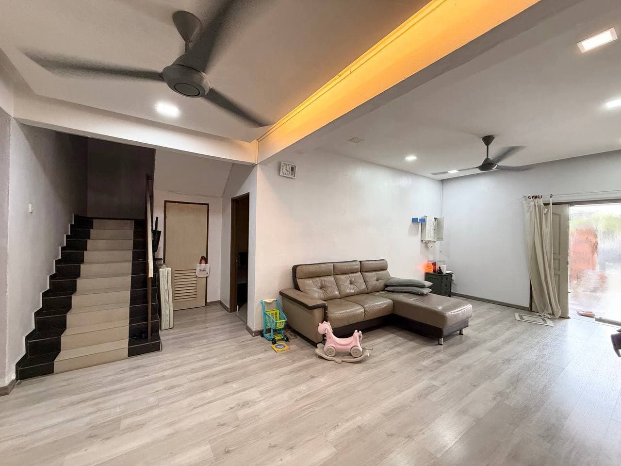 1.5 Storey Semi-D Taman Megah Ria Jalan Api Api – photo 1