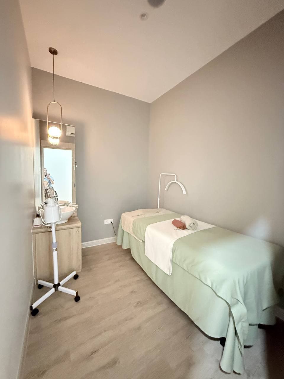 3 Storey Shop Lot Mount Austin 7