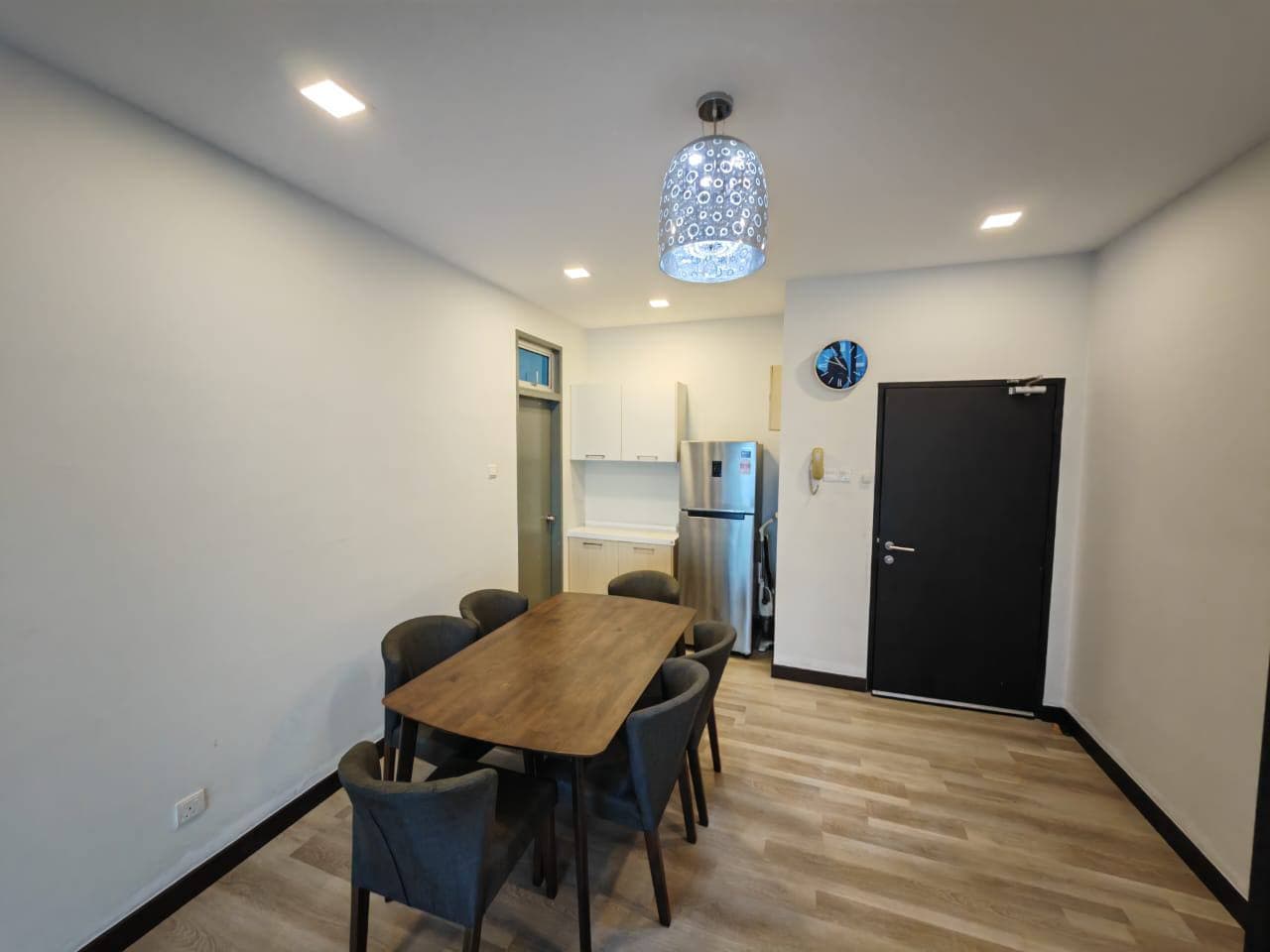 Service Apartment D Rich 9