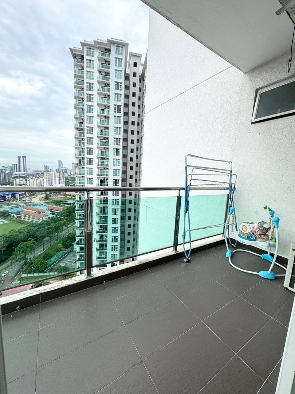 Apartment M Condominium Larkin 17