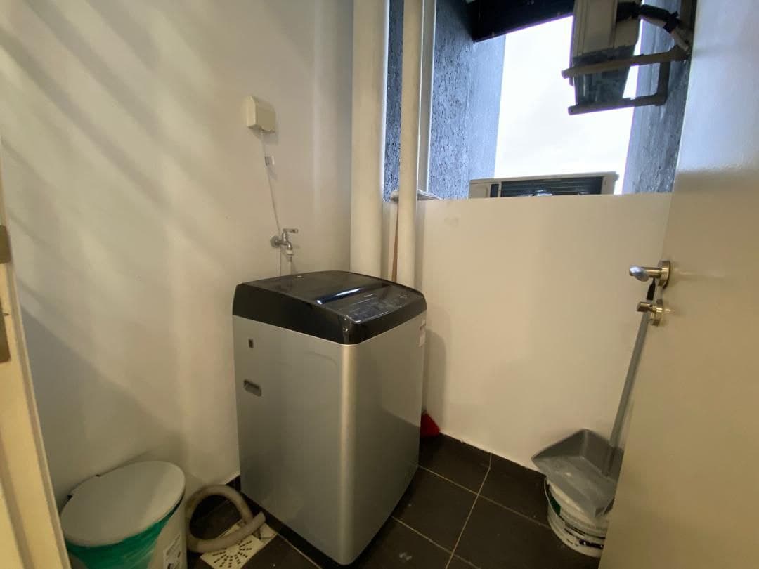 Condominium Medini 9