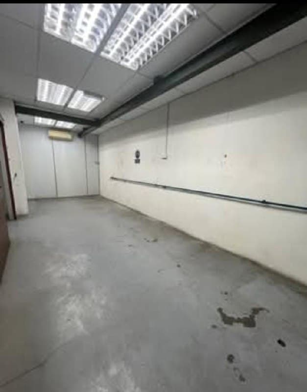 Semi Detached Corner Factory Jalan Chenderai 8