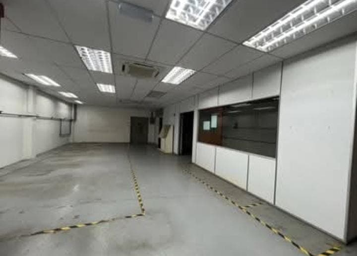 Semi Detached Corner Factory Jalan Chenderai 3