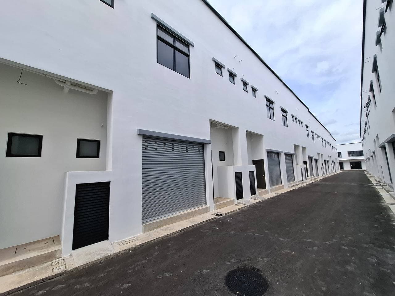 2-Storey Shoplot Eco Tropics (New) 2