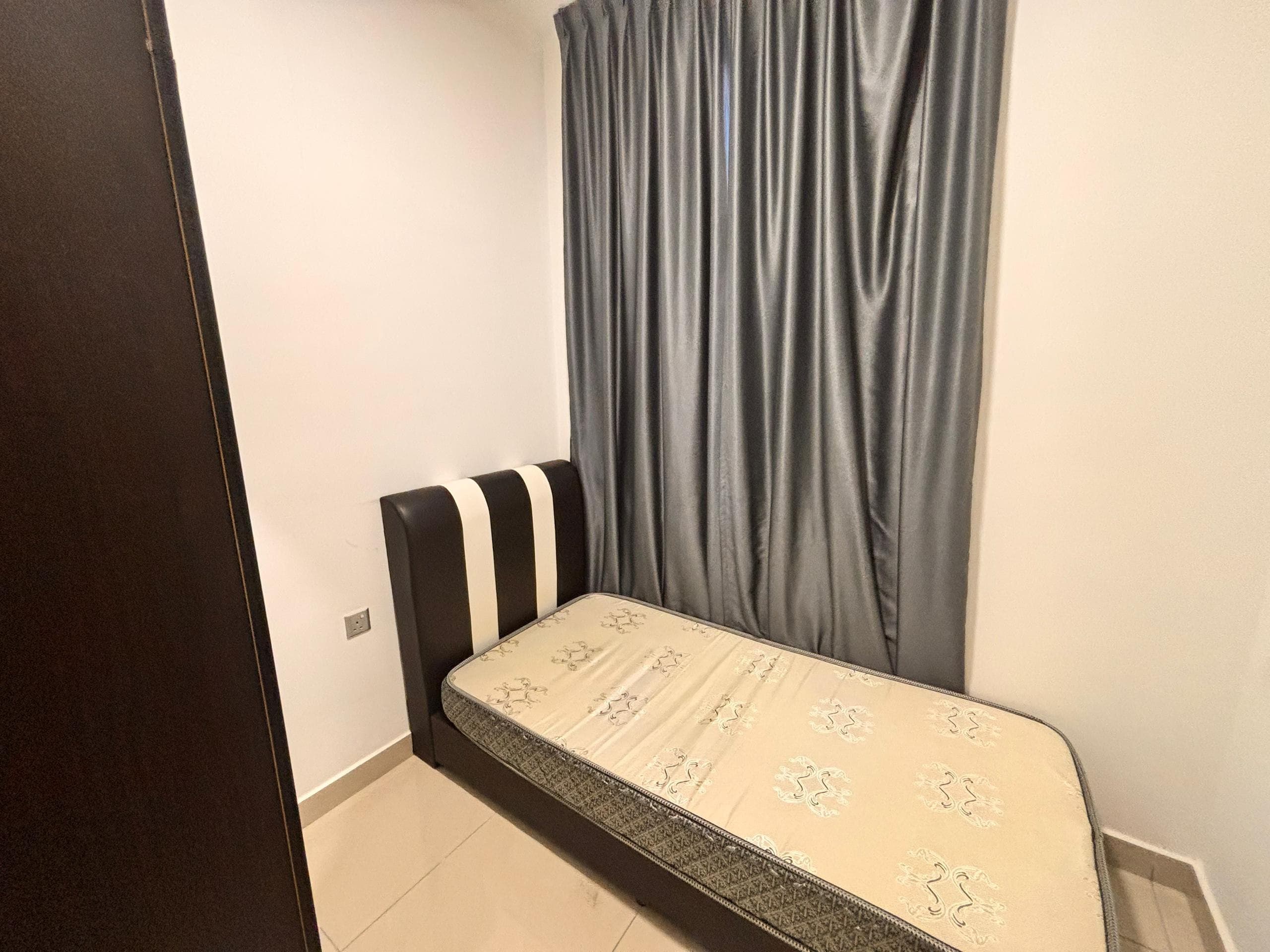 Corner Unit Larkin 6