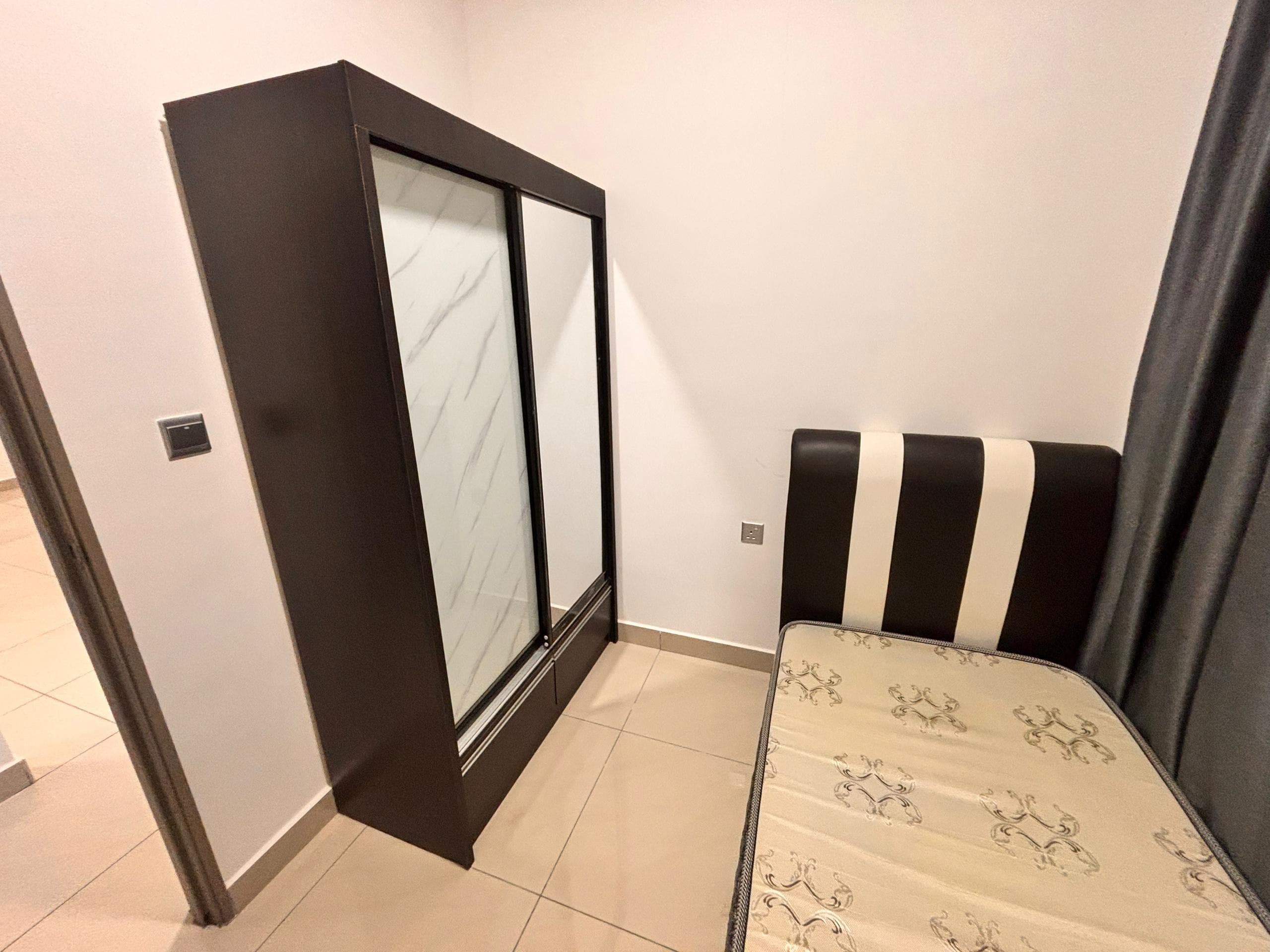 Corner Unit Larkin 5