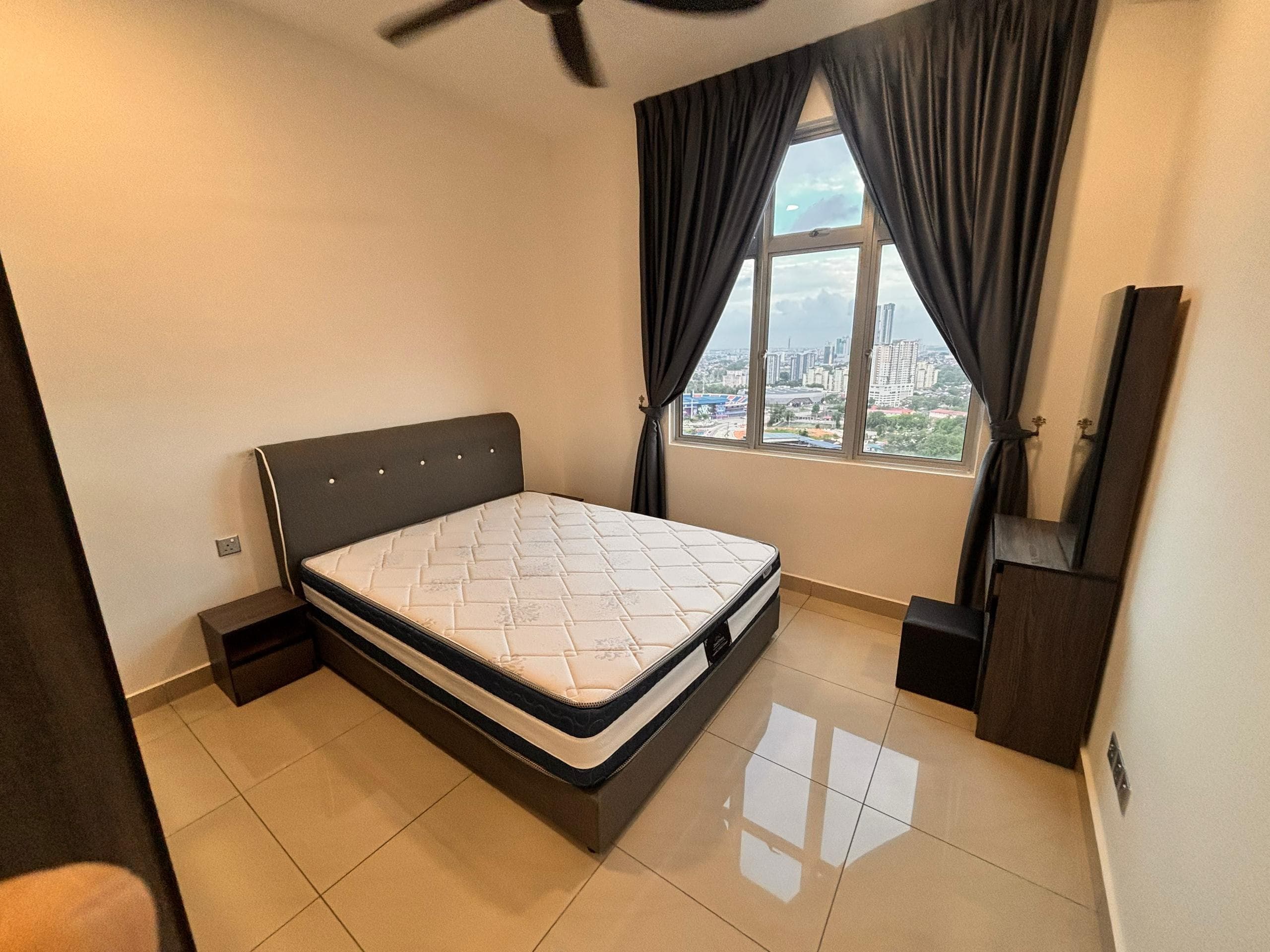 Corner Unit Larkin 2