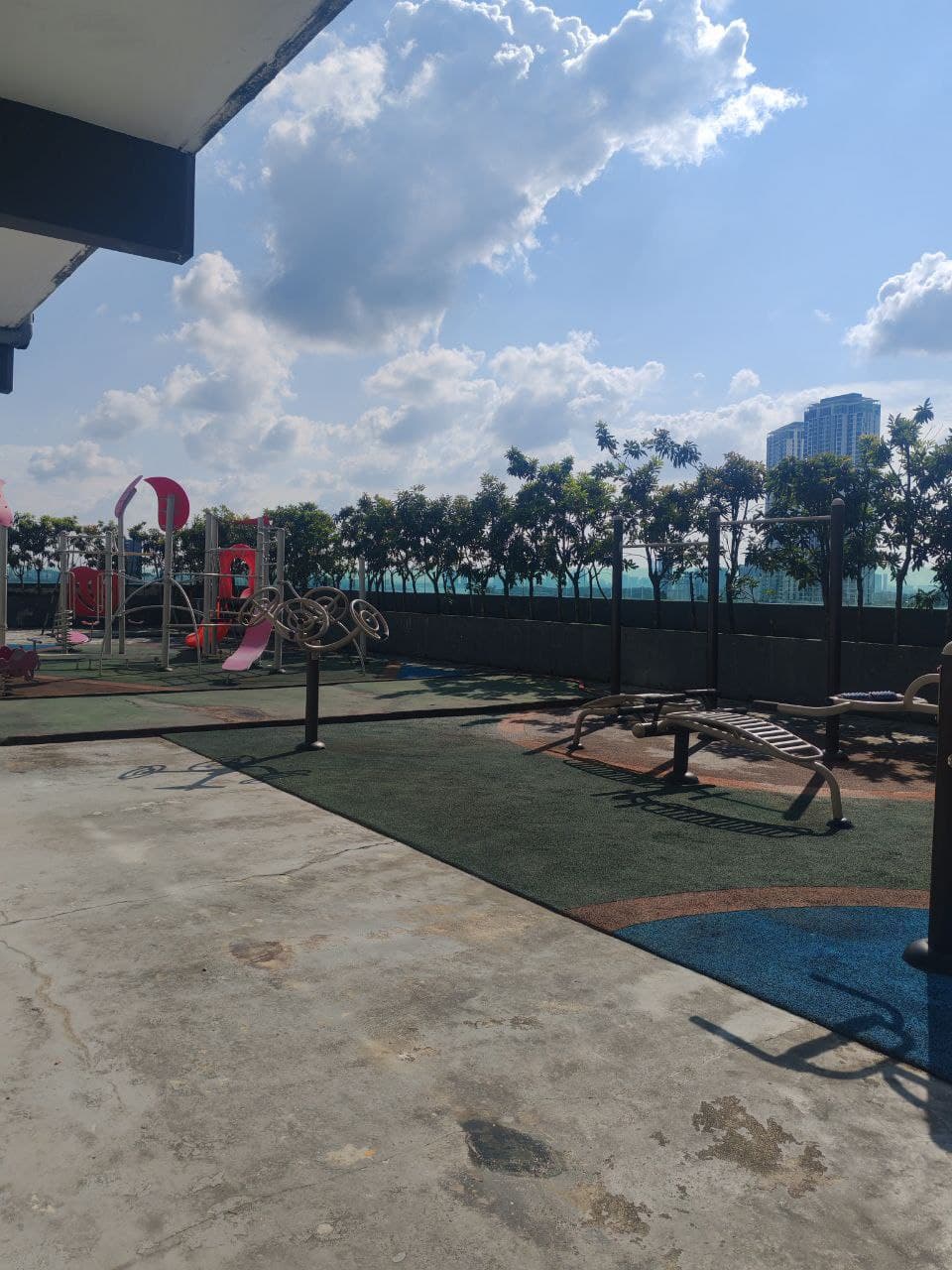 Condo D' Carlton Seaview 5