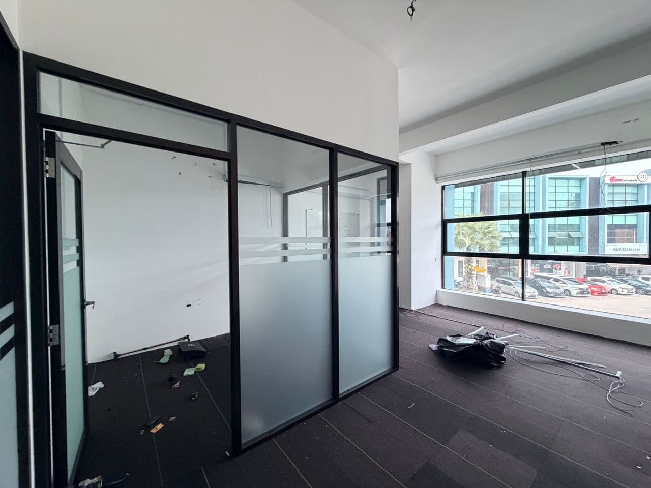 3 Storey Shop Lot Bandar Dato Onn 3