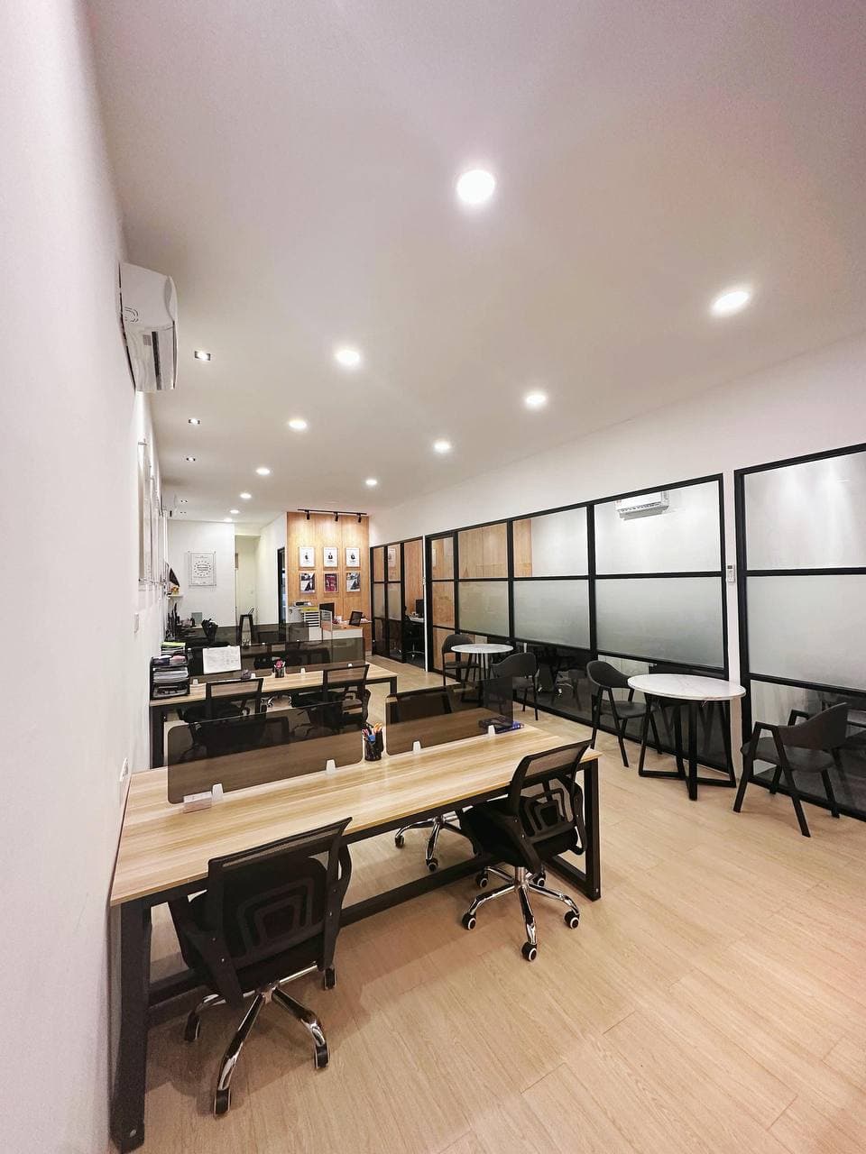 Shop Office 4-floor Eco Palladium 2