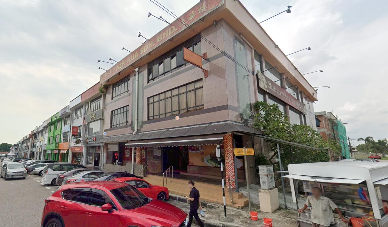 3 STY Shoplot Taman Molek