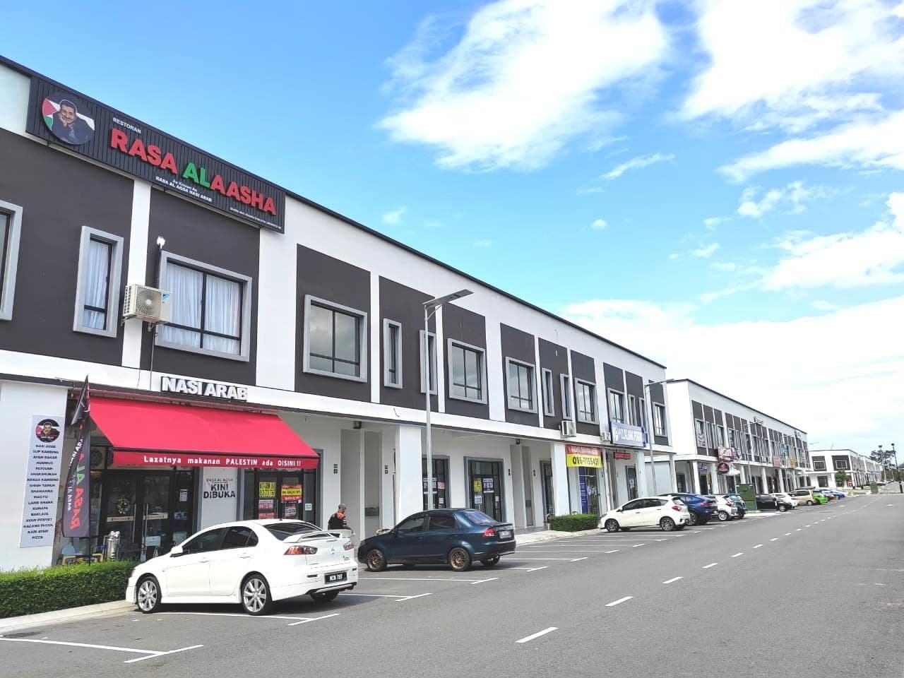 2 storey Shoplot Intermediate Unit Taman Ekoperniagaan 2