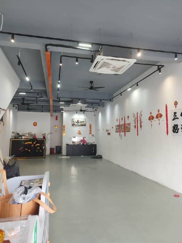 3 Storey Shop Lot Austin Crest Jalan Jaya Putra 7/8 2