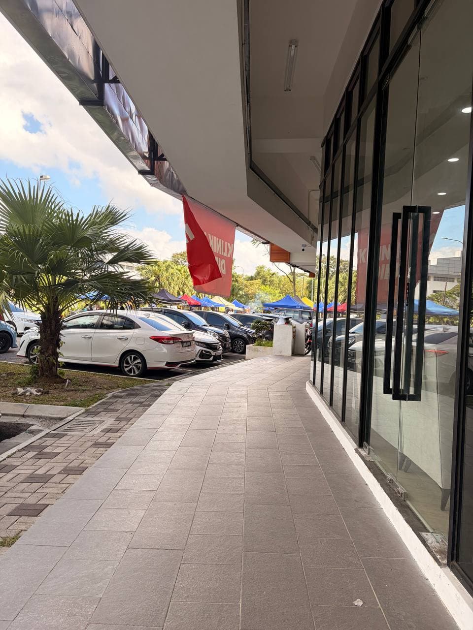 3 Storey Shoplot Business Boulevard 3