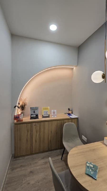 3 Storey Shop Lot Mount Austin 4