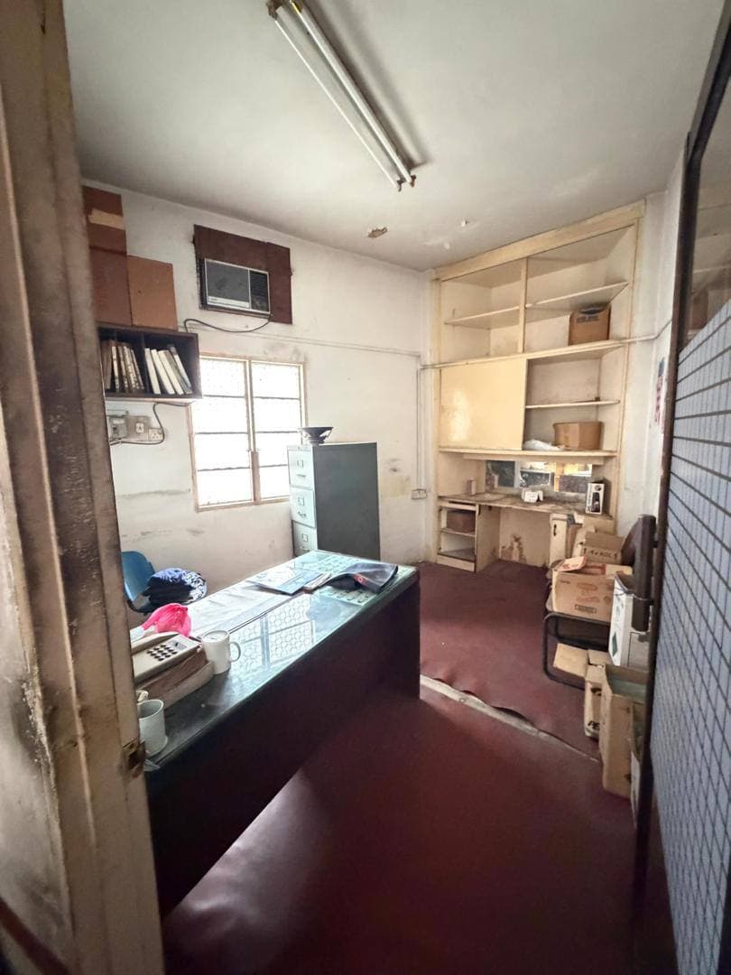 Single Storey Shop Corner & Intermediate Adjoining Jalan Lumba Kuda 7