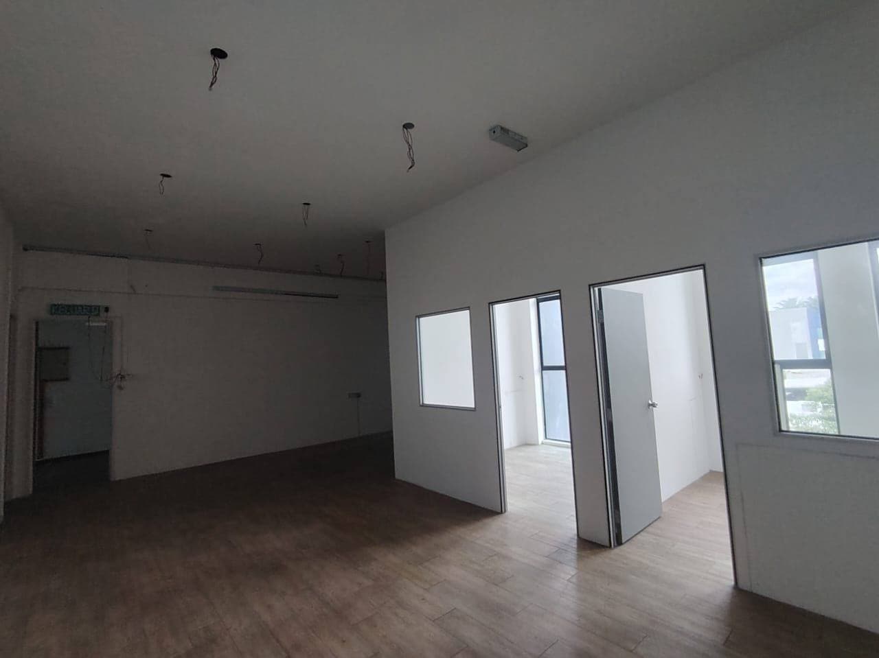 1.5-Storey Cluster Corner Eco Business Park 1 9