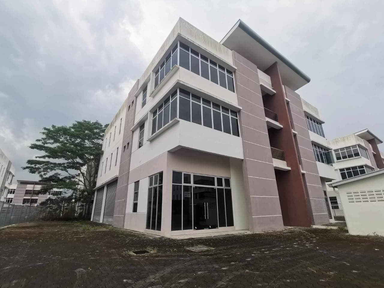 3-Storey Semi-Detached Factory Gelang Patah 2