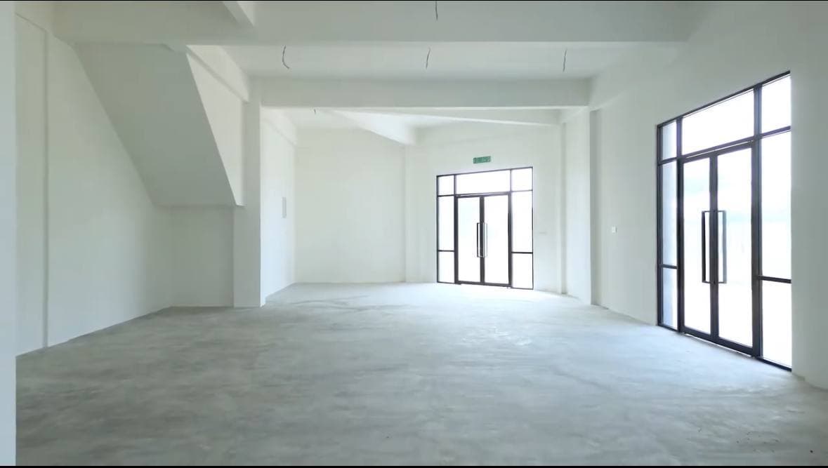 2-Storey Corner Lot Shop Eco Avenue 2 2